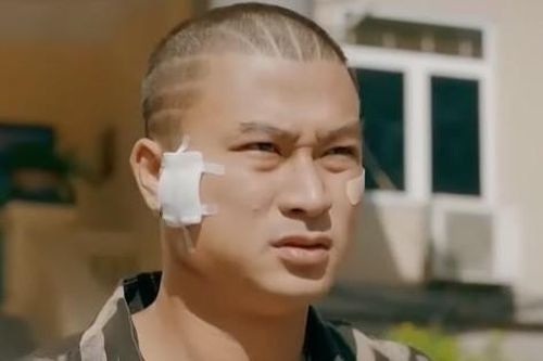 Cảnh phim của Duy Hưng bị chê cười