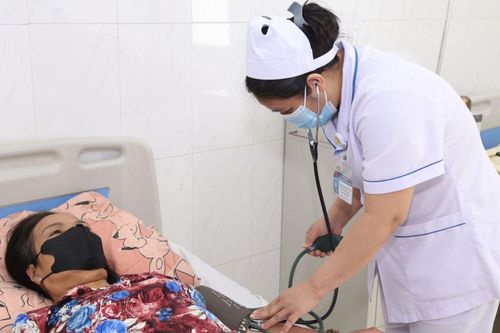 Đắk Lắk: Gia tăng số lượng bệnh nhân mắc đột quỵ khi thời tiết thay đổi