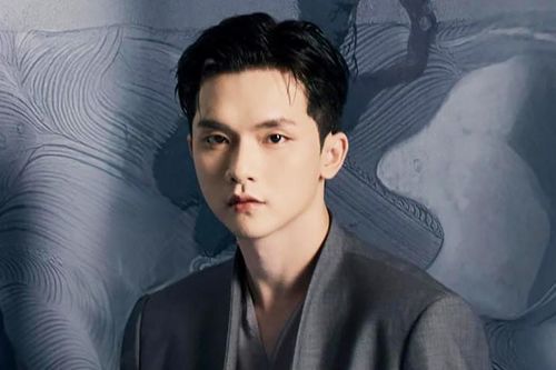 'Bạn trai' ca sĩ Amee có chơi trội?