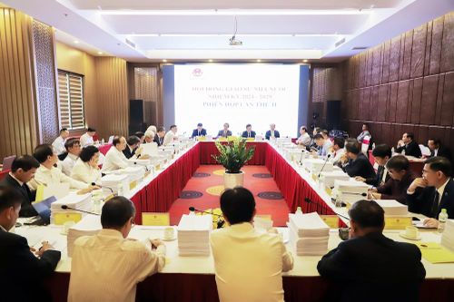 Thành tích đáng nể của 10 tân giáo sư 8X