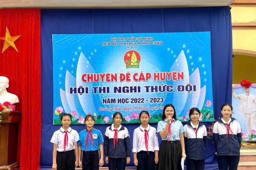 Cô giáo trẻ nỗ lực ươm mầm những ước mơ cho học trò huyện đảo Cát Hải