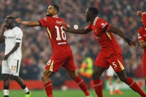 Liverpool lên ngôi đầu Champions League