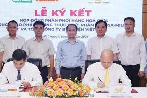 Colusa - Miliket cùng Vietnam Post 'phá đảo' kênh phân phối, ship mì tôm tận tay người dùng