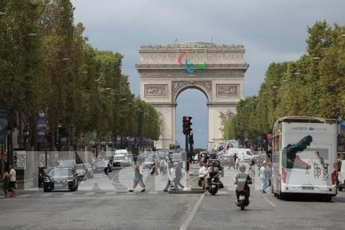 Paris hạn chế xe cộ đi qua trung tâm thành phố
