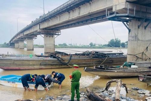 Quảng Trị - Quảng Bình: Huy động lực lượng khắc phục hậu quả sau mưa lũ, tìm kiếm người mất tích