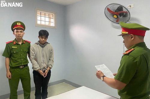 Khởi tố đối tượng lừa đảo chiếm đoạt tài sản