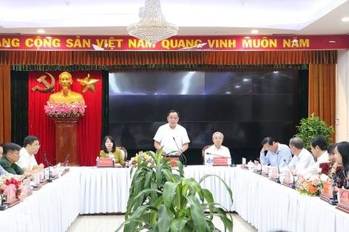 Hội nghị Giao ban tình hình kinh tế - xã hội, quốc phòng - an ninh tháng 10 và 10 tháng năm 2024 trên địa bàn tỉnh: 'Trị bệnh' sợ sai, sợ trách nhiệm để thực hiện hoàn thành các mục tiêu, nhiệm vụ