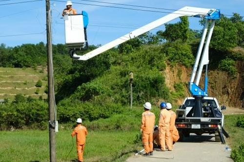 Ðiện lực Cát Tiên: Không ngừng nâng cao chất lượng phục vụ khách hàng