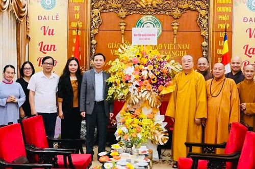 Hà Nội: Ban Tôn giáo Chính phủ chúc mừng 43 năm ngày thành lập Giáo hội Phật giáo Việt Nam