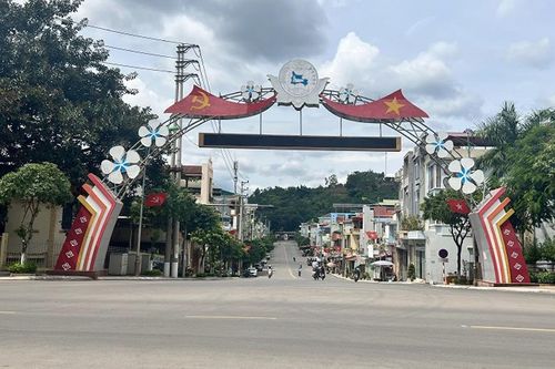 Thành phố Sơn La: Kiên quyết xử lý nghiêm các vi phạm về đất đai, trật tự xây dựng