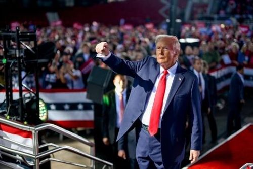 Chiến thắng tại Pennsylvania, ông Donald Trump còn cách Nhà Trắng 3 phiếu đại cử tri