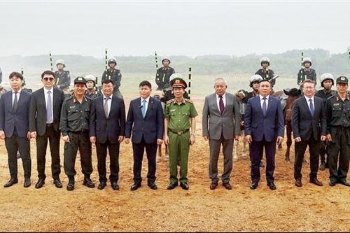 Hợp tác quốc tế để hiện đại hóa lực lượng Cảnh sát cơ động