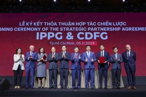 Việt Nam đang trong thời điểm vàng để phát triển du lịch thương mại và bán lẻ hàng không