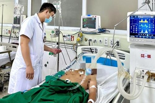 Chỉ bị đau họng, người đàn ông ở Hải Dương bất ngờ nguy kịch từ nguyên nhân không ngờ