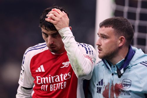 Arsenal thua liên tiếp