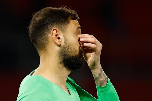 Donnarumma như 'trò hề' ở PSG