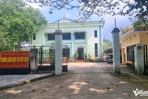 Thông tin mới vụ nhiều trường ở Thanh Hóa dừng một số môn học