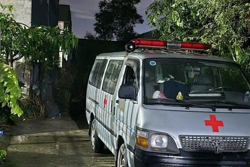 Bé trai 13 tuổi tử vong dưới ao cá