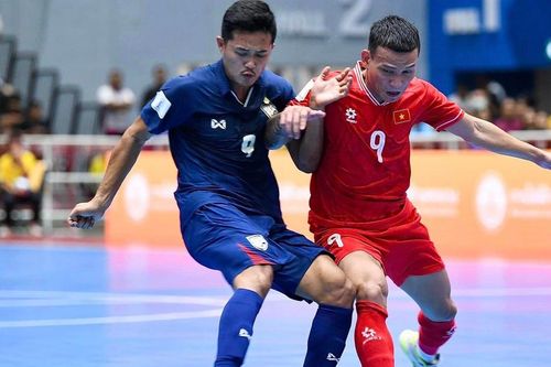Thắng 'sốc' Thái Lan, cựu HLV futsal Việt Nam 'chơi lớn'