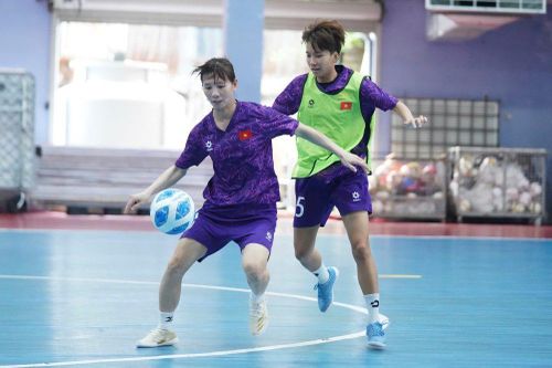 Futsal nữ Việt Nam gặp Myanmar trận ra quân