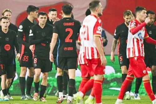 Cú đúp của Lewandowski giúp Barcelona thắng 5-2 trước Red Star