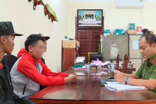 Bắt giữ 2 đối tượng truy nã đặc biệt nguy hiểm khi đang lẩn trốn tại Lào
