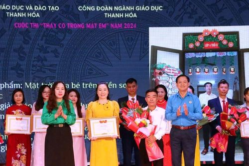 Gần 1.300 tác phẩm tham gia cuộc thi 'Thầy cô trong mắt em' năm 2024 ở Thanh Hóa