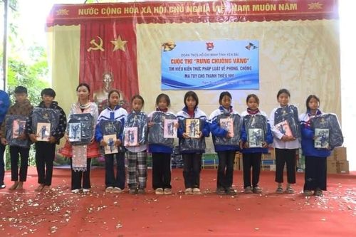 Củng cố kiến thức về tác hại ma túy cho học sinh qua cuộc thi 'Rung chuông vàng'