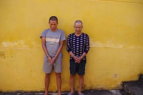 Ngụy trang ma túy trong các kiện quần áo để vận chuyển liên tỉnh