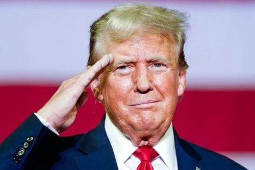 Cổ phiếu cao kỷ lục như 'mừng ông Trump trở lại Nhà Trắng'