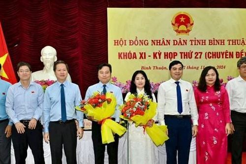Bình Thuận làm công tác nhân sự và thông qua nhiều nghị quyết quan trọng