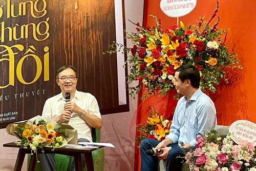 Cựu nhà báo VTV ra tiểu thuyết xúc động về những cô gái thanh niên xung phong