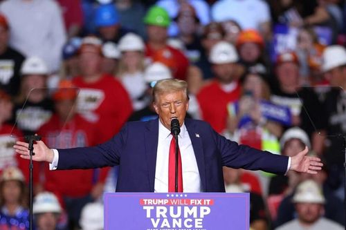 Ông Donald Trump trở lại Nhà Trắng, EU đổi lập trường với Ukraine?