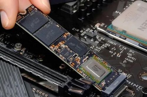118 triệu ổ cứng SSD bán ra trong một năm, có 'ông trùm' chiếm hơn 1/3