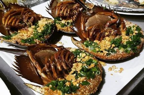 7 đặc sản nức tiếng Quảng Ninh, có món nhìn ghê nhưng vô cùng quý giá