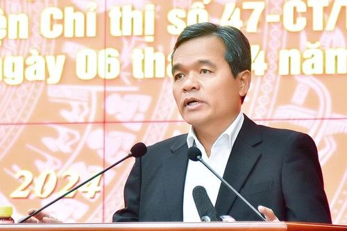 Nâng cao hơn nữa chất lượng, hiệu quả công tác cán bộ