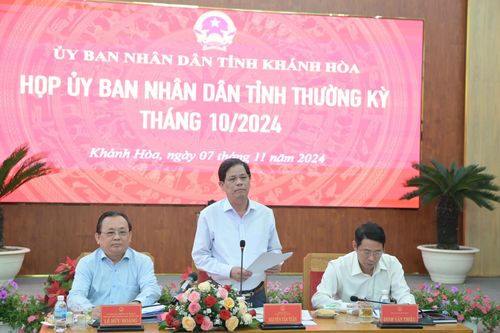 Quyết liệt tăng tốc giải ngân vốn đầu tư công, tháo gỡ vướng mắc trong giải phóng mặt bằng