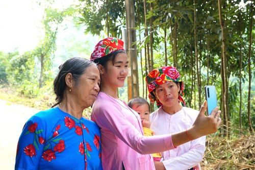 'Điểm sáng' trong phòng, chống tảo hôn, bạo lực gia đình
