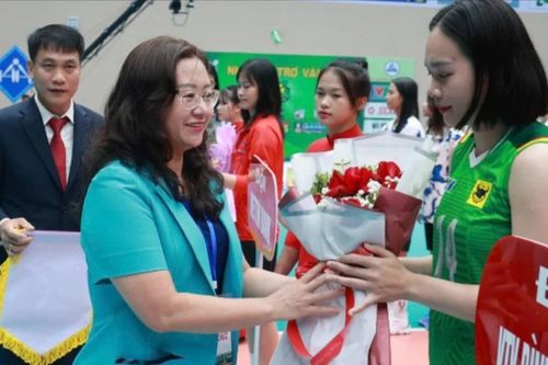 Khai mạc Giải Bóng chuyền vô địch quốc gia Cúp Hóa chất Đức Giang
