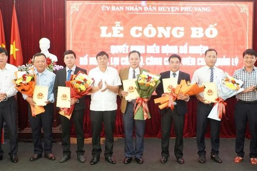 Phú Vang: Công bố quyết định điều động, bổ nhiệm công chức, viên chức quản lý