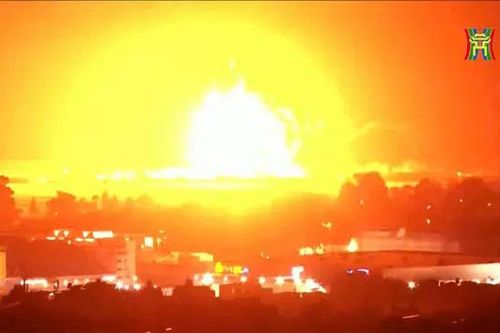 Israel không kích Liban: Xuất hiện quả cầu lửa khổng lồ