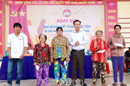 Nhân dân ấp Tân Thới B, xã Tạ An Khương Đông tiếp tục giữ gìn sự đoàn kết