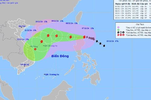 Cập nhật mới nhất về bão Yinxing: Tiệm cận 'siêu bão', tiếp tục áp sát biển Đông