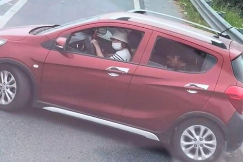 Tin tai nạn giao thông mới nhất 7/11: Tước bằng lái tài xế quay đầu trên cao tốc