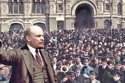 Kỷ niệm 107 năm Cách mạng Tháng Mười Nga (7/11/1917 - 7/11/2024): Cách mạng Tháng Mười Nga và bài học về công tác xây dựng Đảng