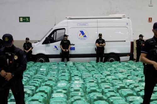 Cảnh sát Tây Ban Nha thu giữ hơn 13 tấn cocaine