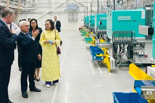 Nhà máy tỷ đô ở Bình Dương vận hành thử nghiệm