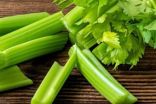 Lợi ích bất ngờ của cần tây với sức khỏe nam giới