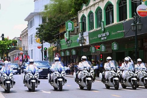 Chủ tịch Hà Nội tặng bằng khen 12 tập thể, 19 cá nhân thuộc Công an thành phố
