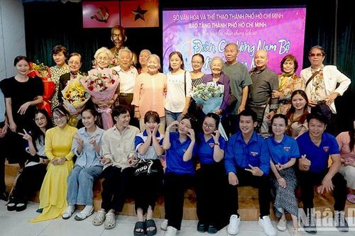 Tọa đàm, giao lưu nhân chứng lịch sử 'Đoàn Cải lương Nam Bộ - một thời hoa lửa'